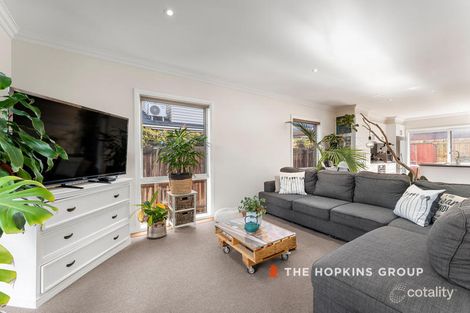 Property photo of 2/21 Pascoe Avenue Croydon VIC 3136