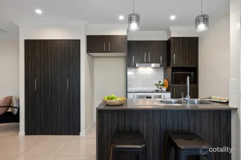 Property photo of 8/2 Hicks Street Mount Gravatt East QLD 4122