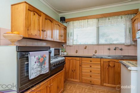 Property photo of 22 Churchill Drive Swan View WA 6056