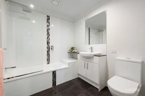 Property photo of 8/2 Hicks Street Mount Gravatt East QLD 4122