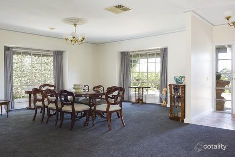Property photo of 36 Mayfield Parade Strathdale VIC 3550