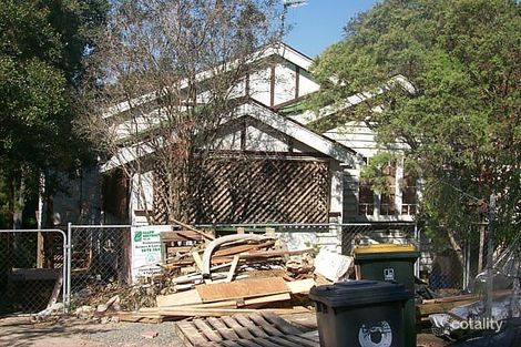 8 Gosman St, Newmarket, QLD 4051