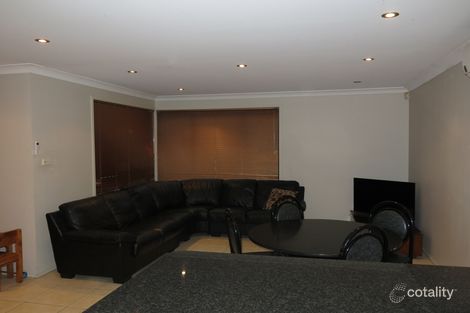 Property photo of 28 Rainham Circuit West Hoxton NSW 2171