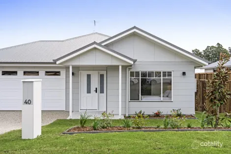 40 Vista Cres, Mount Kynoch, QLD 4350