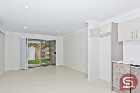 Property photo of 1/13 Essington Mews Leichhardt QLD 4305