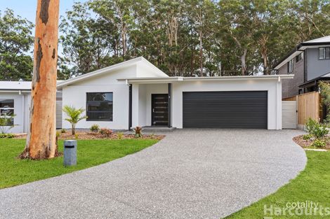 9 Eskdale Gr, Thrumster, NSW 2444