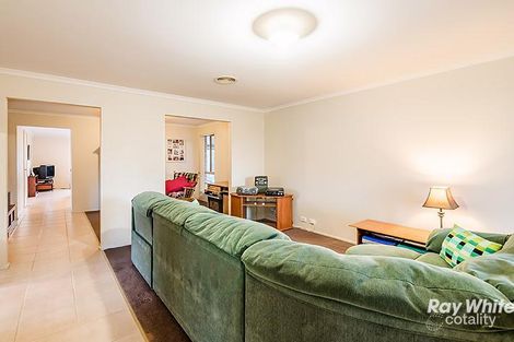 Property photo of 13 Willowbank Place Cranbourne East VIC 3977