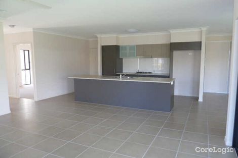 Property photo of 7 Rothesay Bend Trinity Park QLD 4879