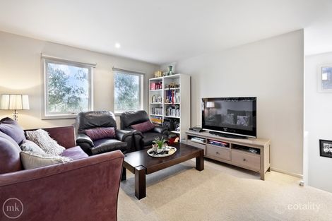 Property photo of 2/15 Ely Street Eltham VIC 3095
