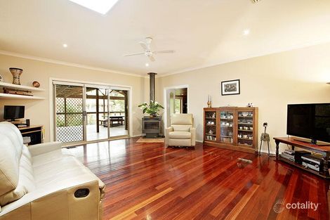 Property photo of 18 Hawkhurst Court Eltham VIC 3095