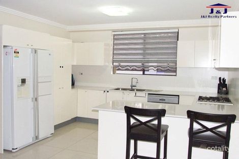 Property photo of 1/217-219 Quarry Road Ryde NSW 2112