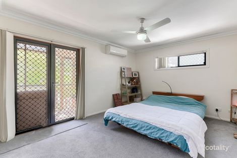 Property photo of 1/15 Greenlaw Street Indooroopilly QLD 4068