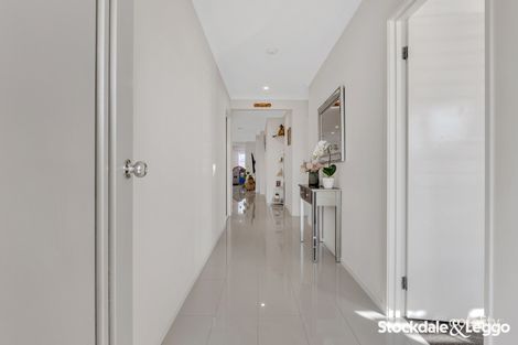 Property photo of 9 Totterdown Way Werribee VIC 3030