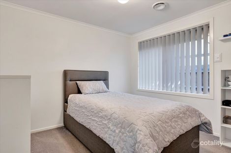 Property photo of 30 Cahill Drive Brookfield VIC 3338