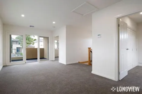 Property photo of 1/56 Larch Crescent Mount Waverley VIC 3149