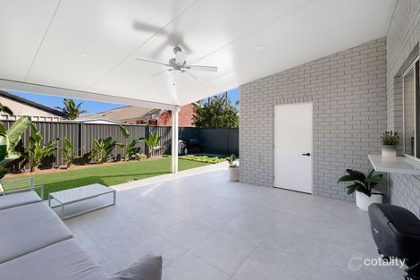 Property photo of 2/14 Warrie Close Paradise Point QLD 4216