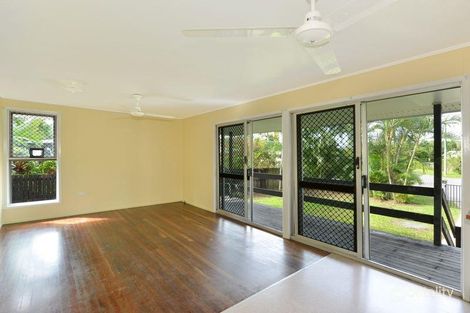 Property photo of 4 Beech Close Manoora QLD 4870