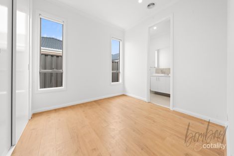 Property photo of 21 Greyman Street Wollert VIC 3750