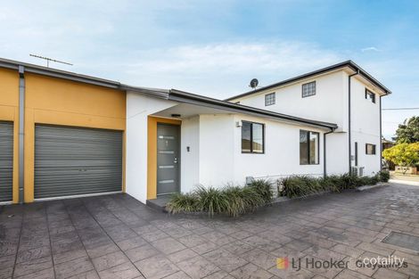 2/23 Hampden Rd, South Wentworthville, NSW 2145