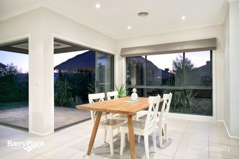 Property photo of 20 Taransay Way Craigieburn VIC 3064
