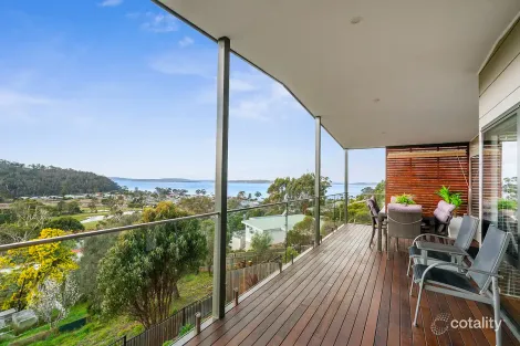Property photo of 2/41B Auburn Road Kingston Beach TAS 7050
