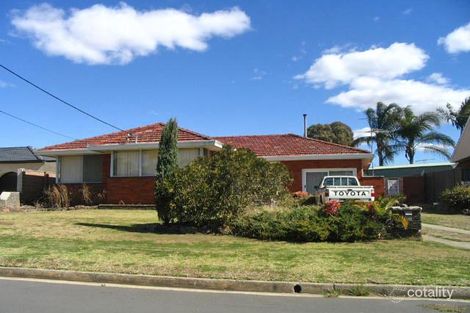 20 Templeton Cres, Moorebank, NSW 2170