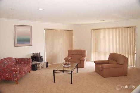 Property photo of 15 Terrara Close Jerrabomberra NSW 2619