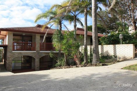 Property photo of 28 Tongarra Drive Ocean Shores NSW 2483