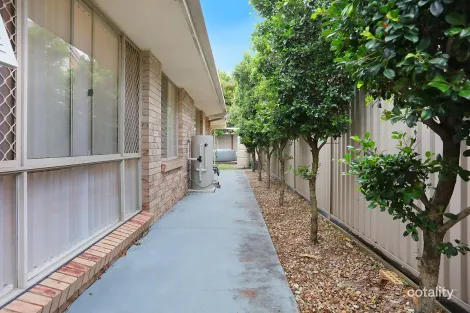 Property photo of 2/19 Sanctuary Court Coombabah QLD 4216