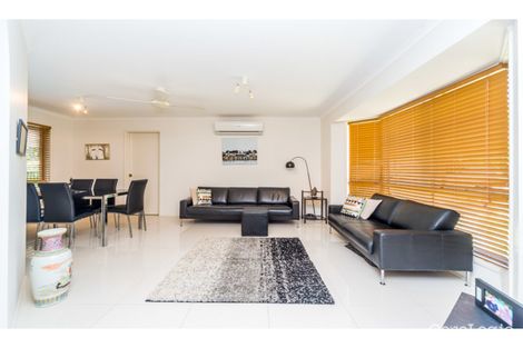Property photo of 64 Open Drive Arundel QLD 4214