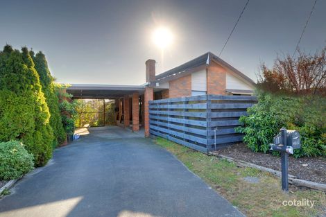 11 Quigley Cres, Churchill, VIC 3842