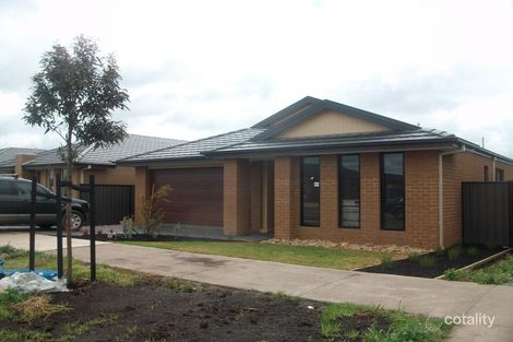 Property photo of 324 Waterview Boulevard Craigieburn VIC 3064