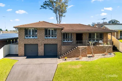 Property photo of 27 Waterfall Crescent Cranebrook NSW 2749