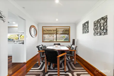 Property photo of 27 Waterfall Crescent Cranebrook NSW 2749