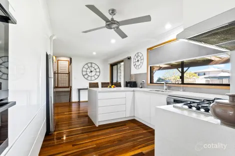 Property photo of 27 Waterfall Crescent Cranebrook NSW 2749