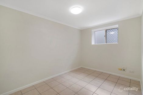 Property photo of 2 Hillcroft Street Mount Gravatt East QLD 4122
