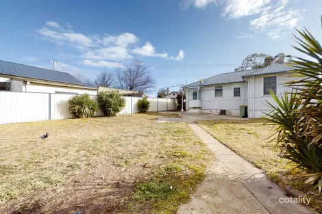 Property photo of 20 Cameron Road Queanbeyan NSW 2620
