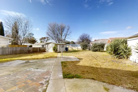 Property photo of 20 Cameron Road Queanbeyan NSW 2620