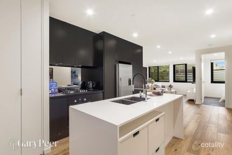 Property photo of 107/16 Tranmere Avenue Carnegie VIC 3163