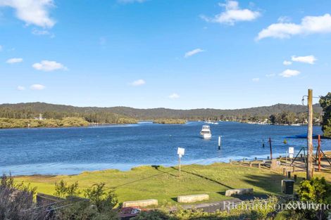 30-32 Empire Bay Dr, Daleys Point, NSW 2257