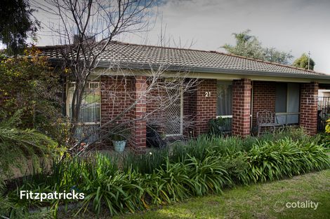 Property photo of 21 Bamarook Crescent Glenfield Park NSW 2650