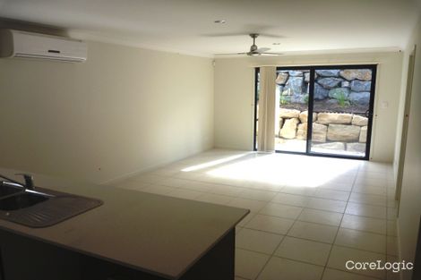Property photo of 6 Aspect Place Pacific Pines QLD 4211