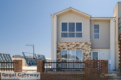 Property photo of 69 Lycaste Parade Treeby WA 6164