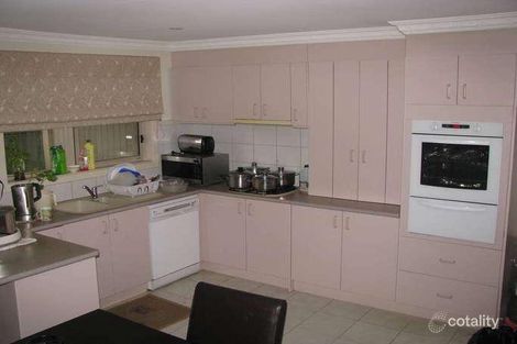 Property photo of 147 Haverbrack Drive Mulgrave VIC 3170