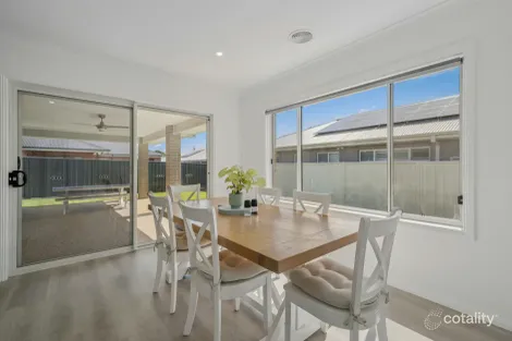 Property photo of 5 Bowerbird Way Wangaratta VIC 3677