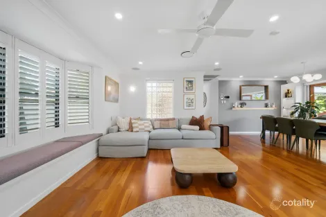 Property photo of 4 Karrinyup Place Robina QLD 4226