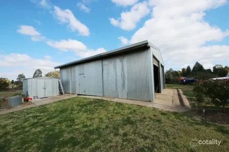 Property photo of 18R Gidgee Road Dubbo NSW 2830