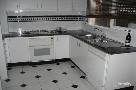 Property photo of 4 Bendall Street Kensington VIC 3031