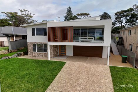 4 Silk Cres, Diamond Beach, NSW 2430