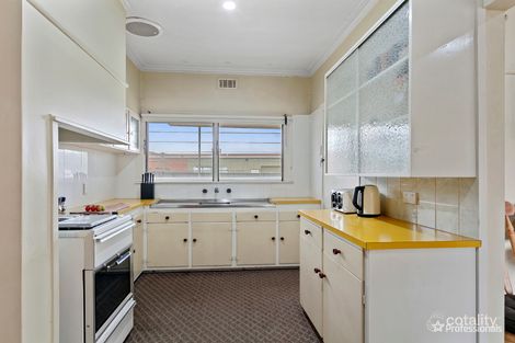 Property photo of 19 Tuaggra Street Maryborough VIC 3465
